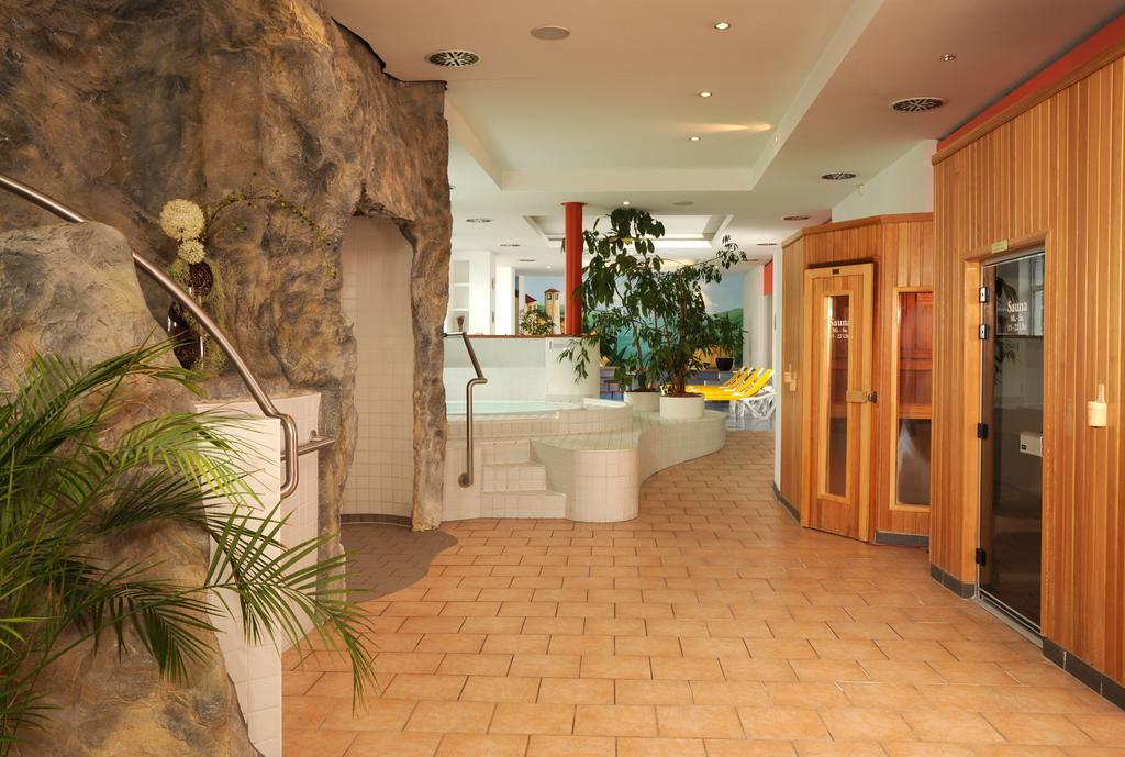 Müggelsee Hotel 4*